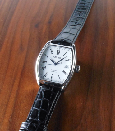 SARX051：セイコー＜プレザージュ＞トノー型腕時計